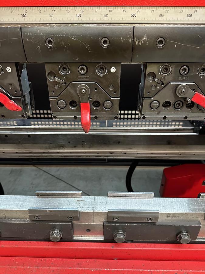 Gebraucht Amada HFE 3i 1003