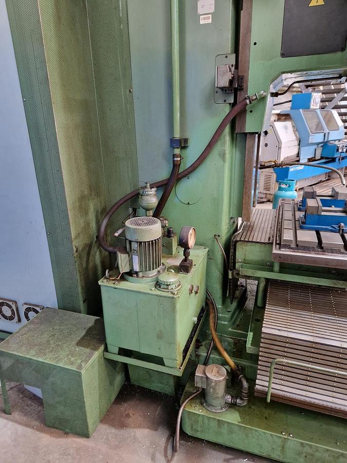 Použitý MAS VXR 50 CNC