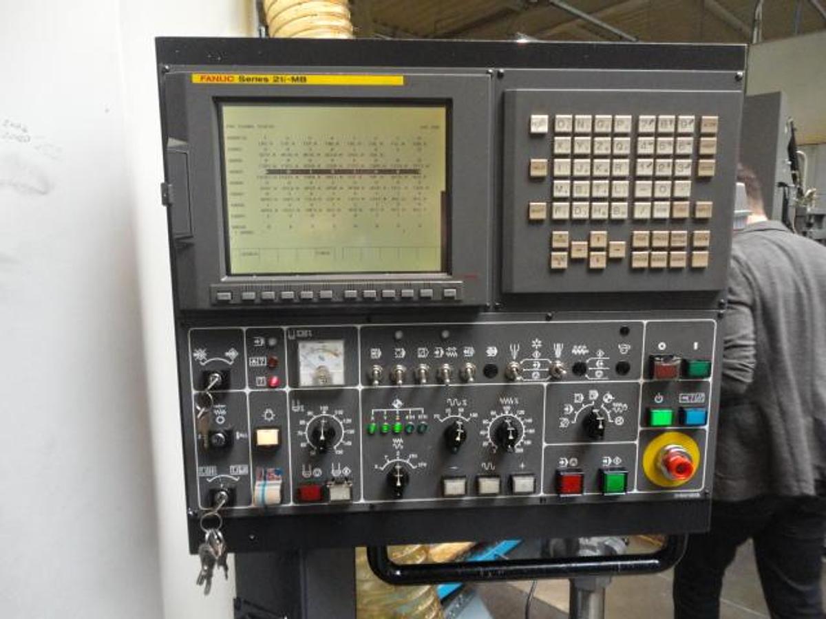 Gebraucht DOOSAN VC 400