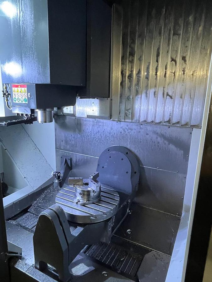 Gebraucht HAAS UMC 750