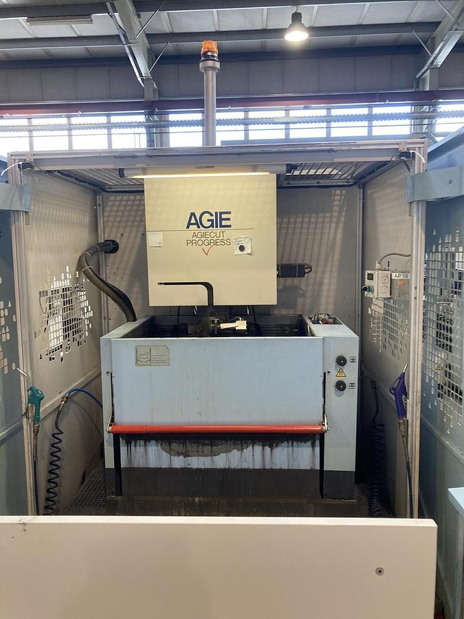Used AGIE AGIECUT PROGRESS V2
