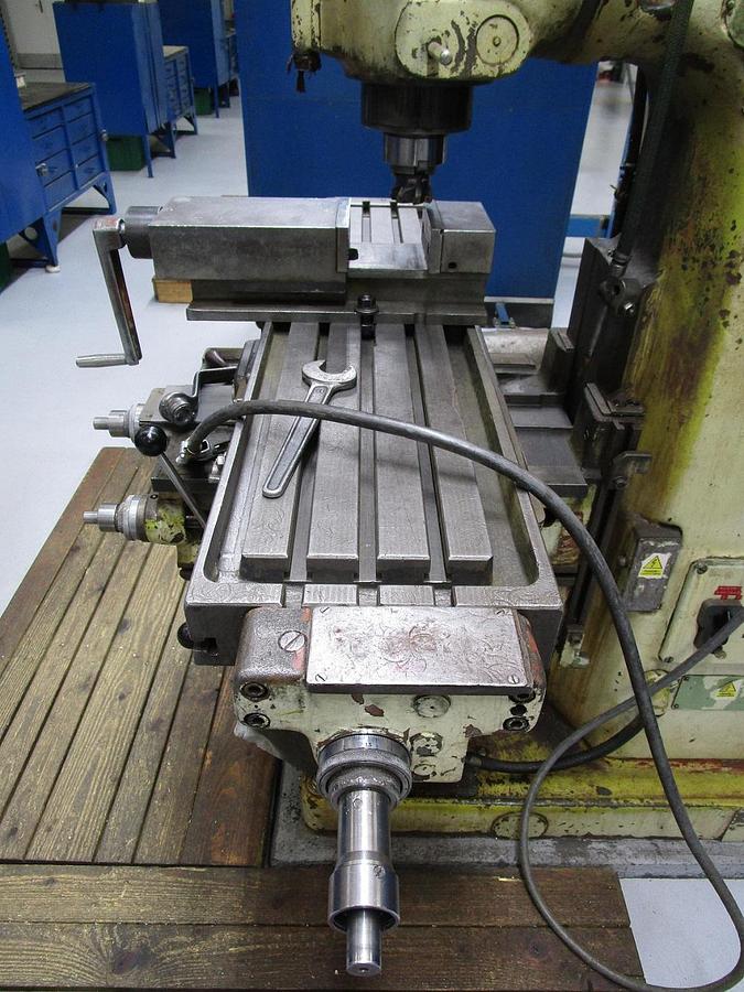 Gebraucht TOS FA 3V