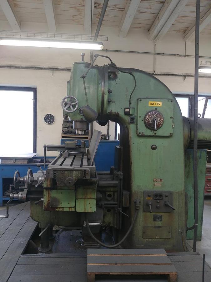 Used TOS FA 5 A-V