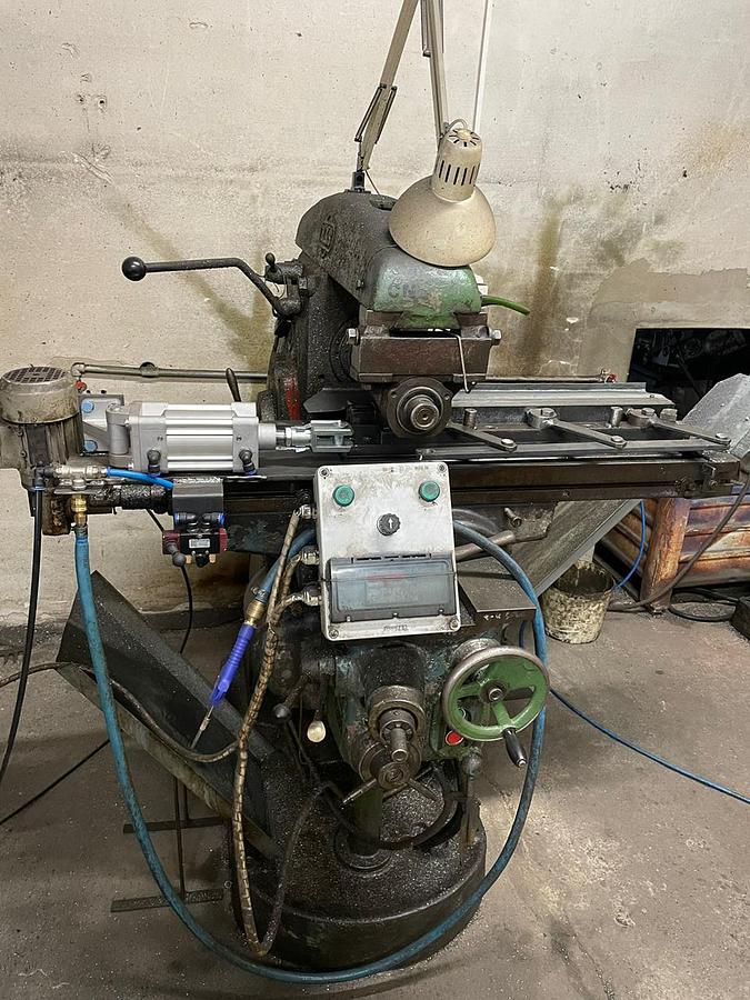 Gebraucht MAS Werkzeugfräsmaschine