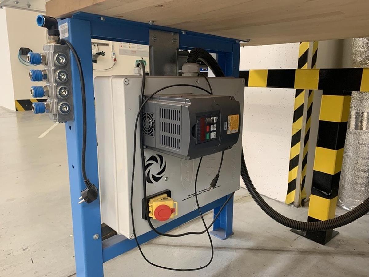 Gebraucht Kompas F1000