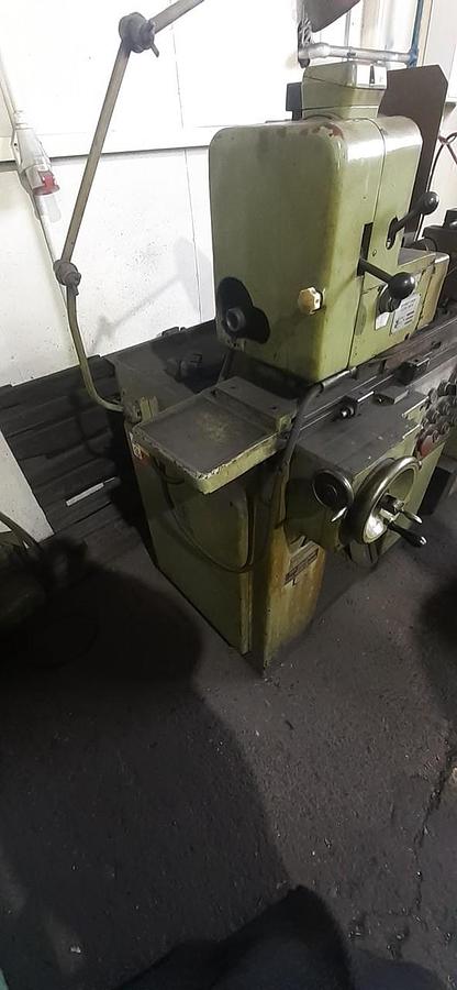 Cylindrical Grinding Machine TOS BUA 18 A