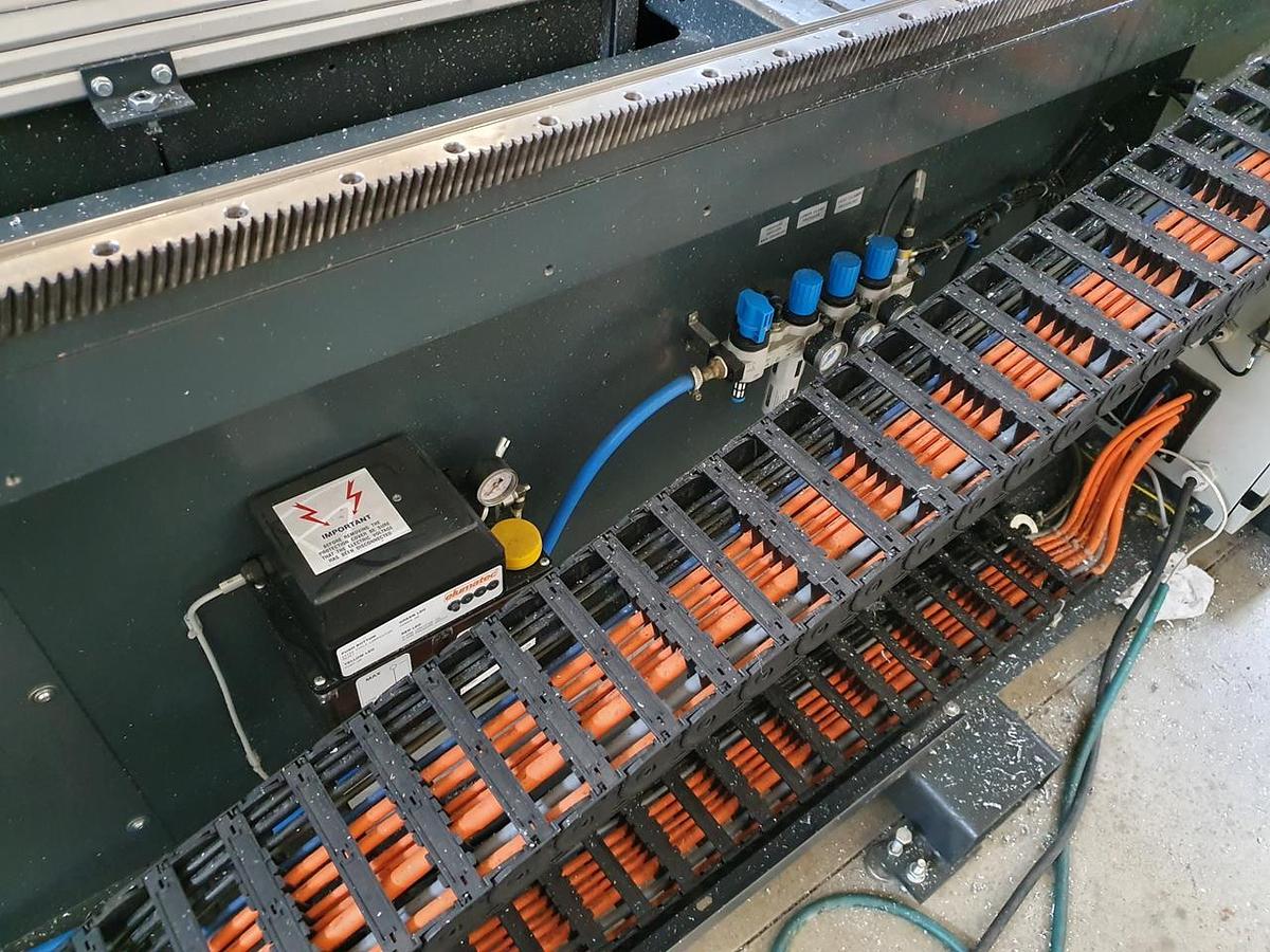 Used ELUMATEC AG SBZ 122/33