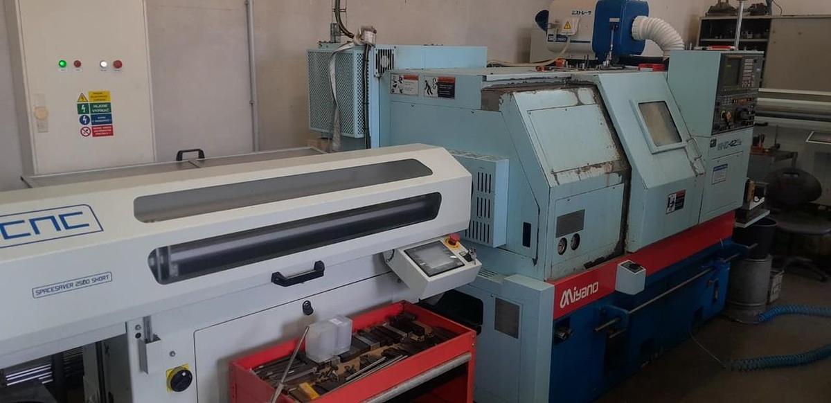CNC soustruh Miyano BND-42S5