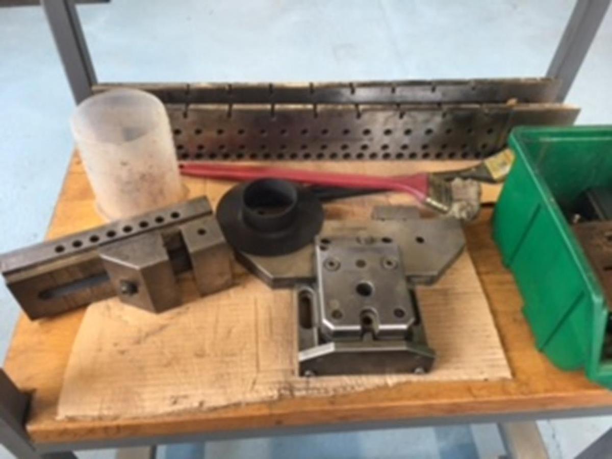 Použitý FANUC Robocut C600iB