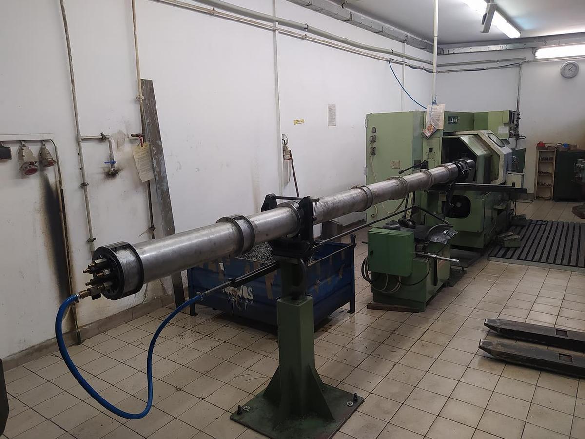 Použitý Okuma LB9-W