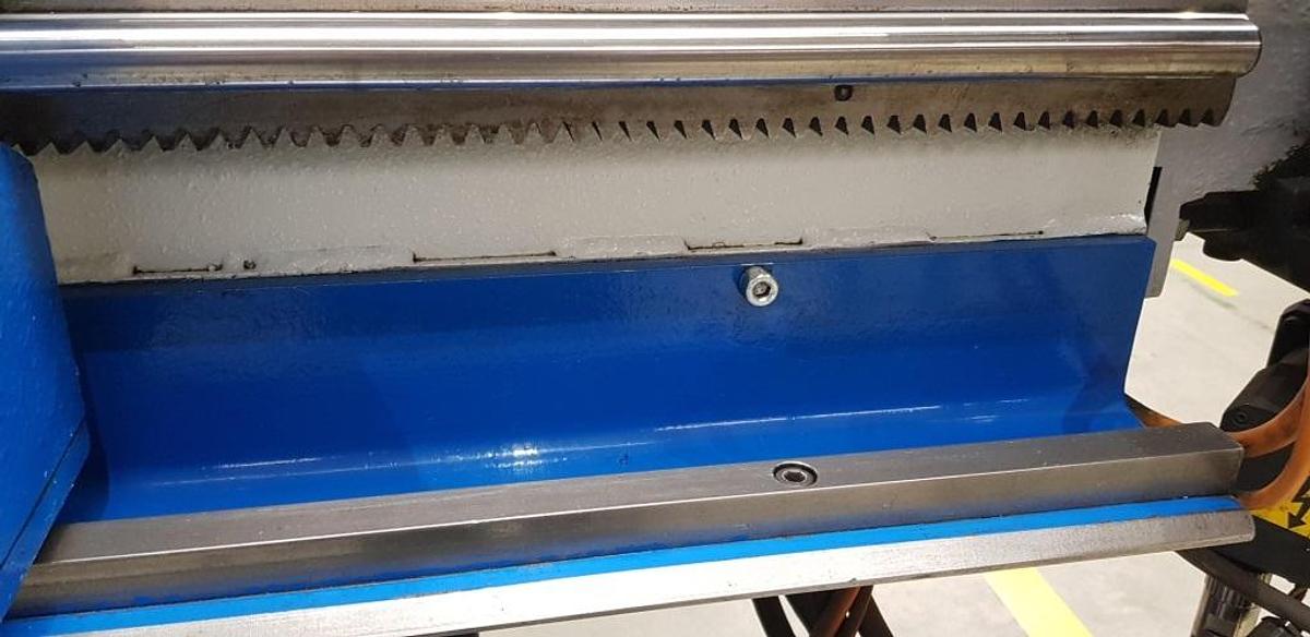 Used Unicorn ESK IB 40 Microstep CNC