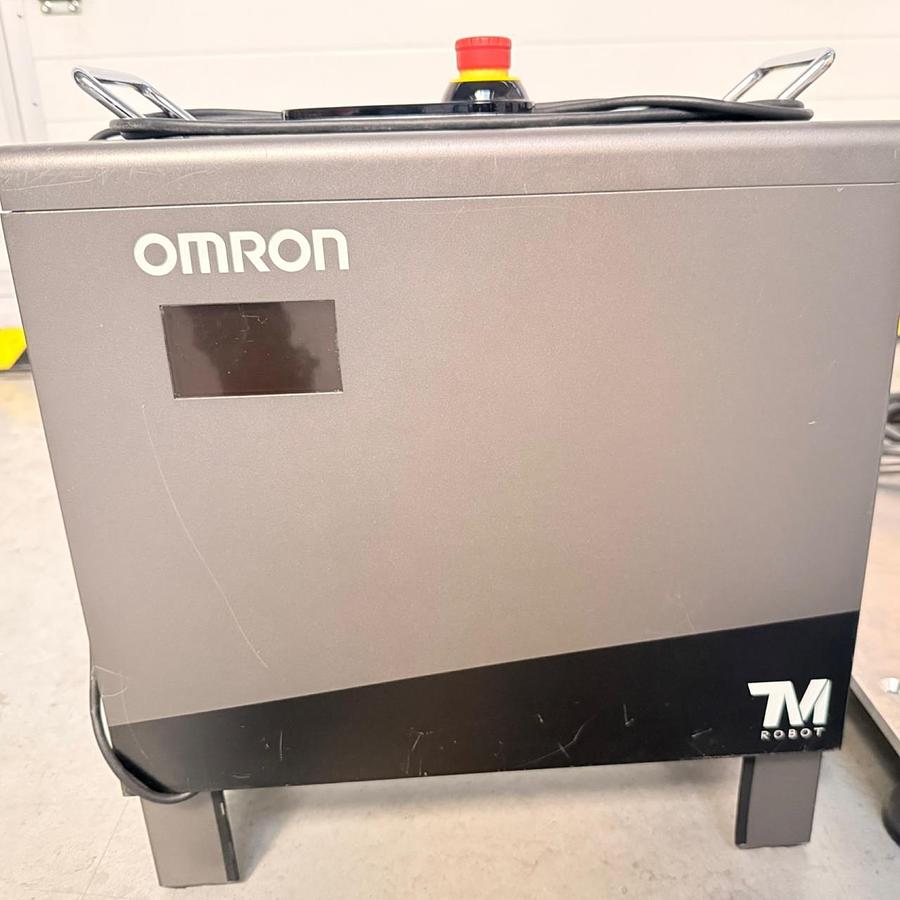 Použitý Omron TM5-900