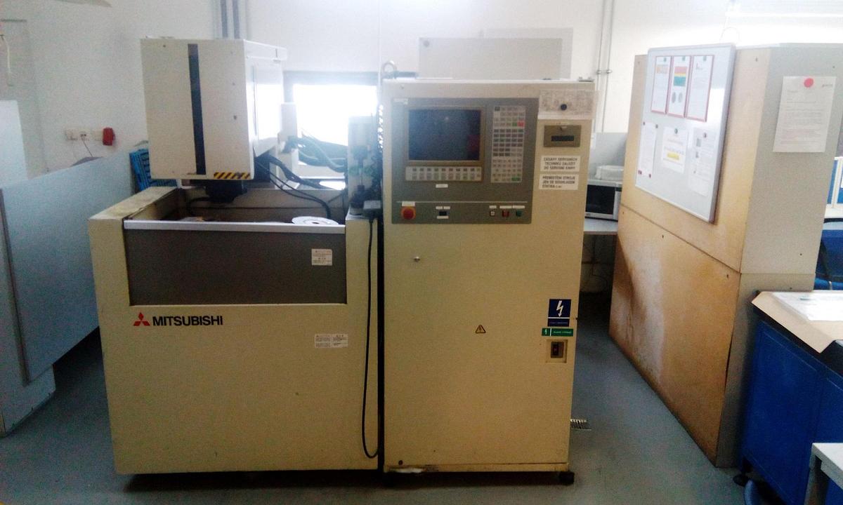 Used MITSUBISHI F X 10
