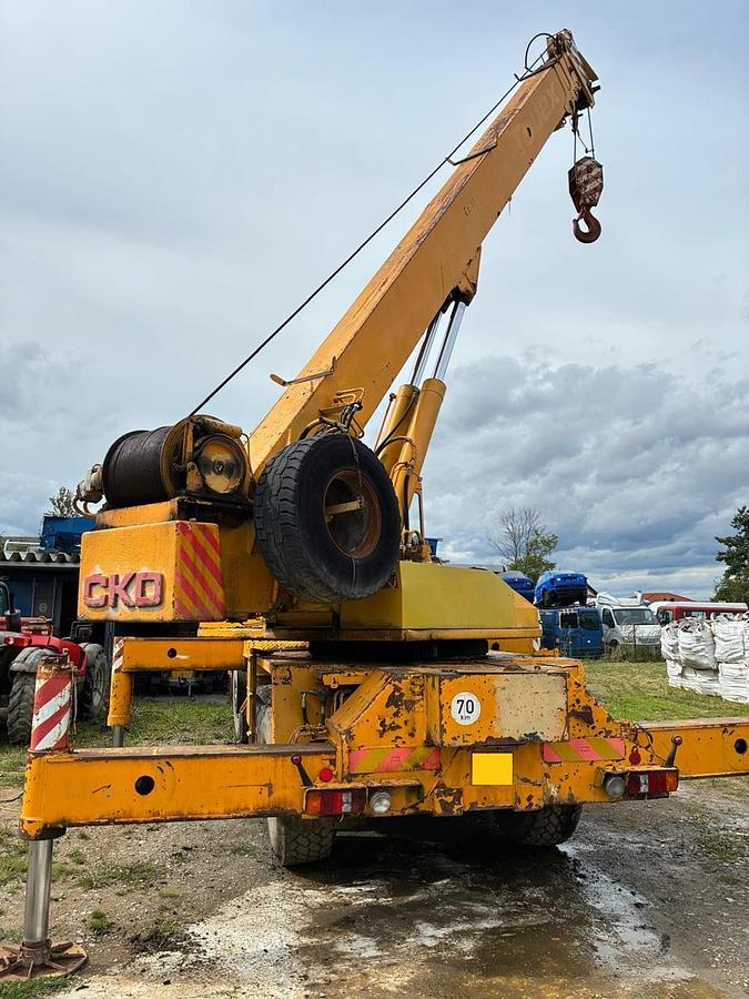 Použitý TATRA AD 28