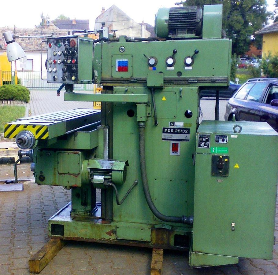 Used TOS Olomouc FGS 25/32