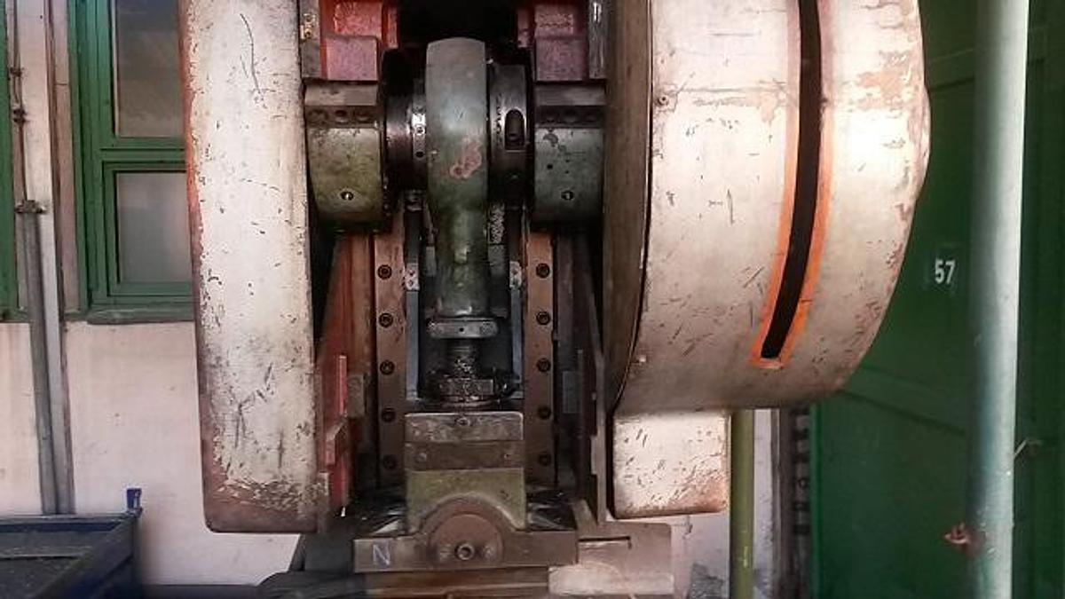 Used SMERAL LEN 40 C