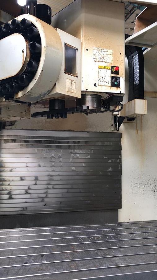 Gebraucht HURCO VMX 64