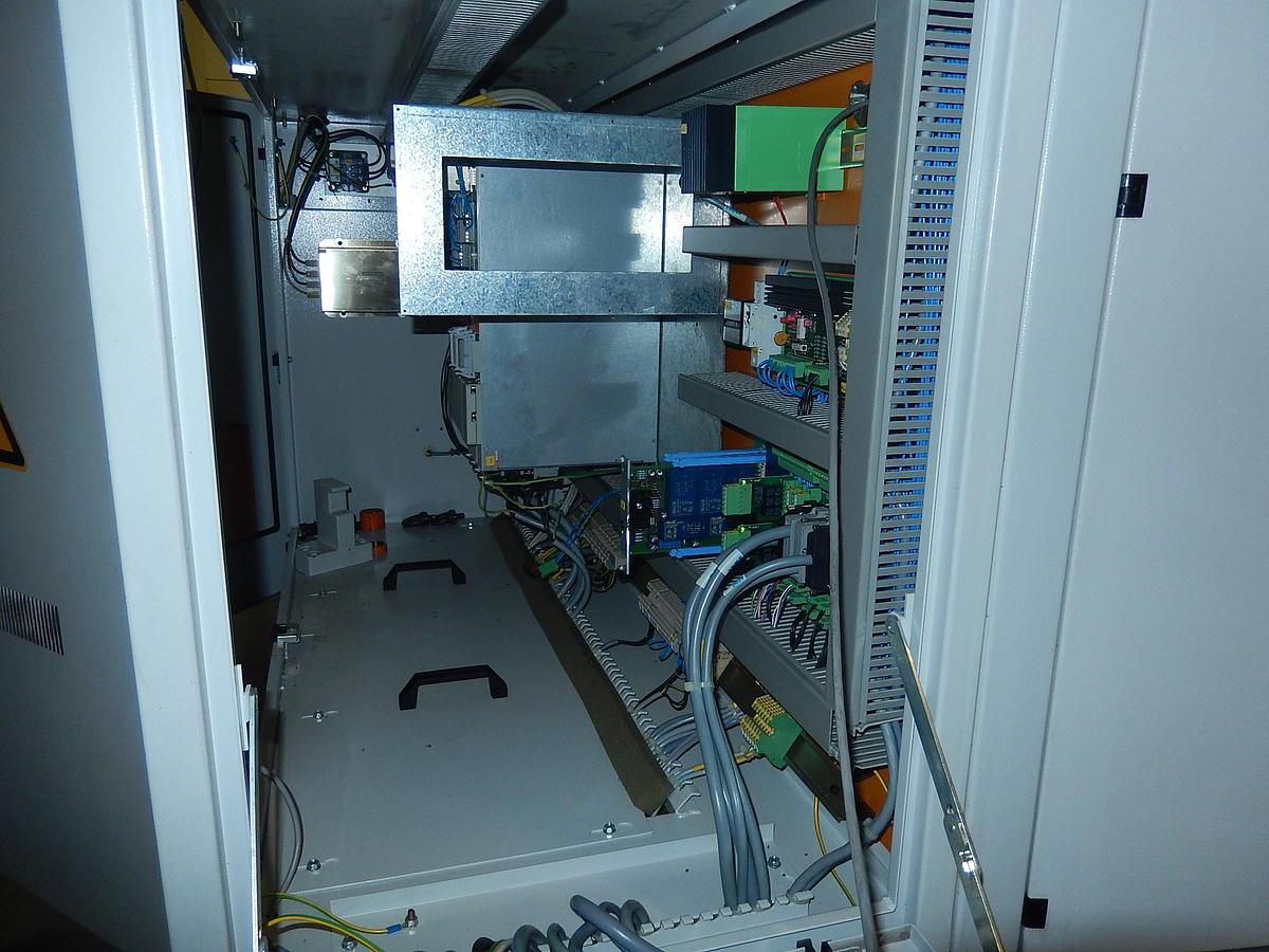 Gebraucht MIKRON UME 600