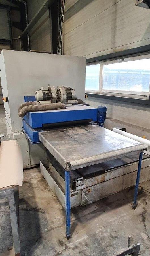 Použitý HOUFEK BULDOG 7MW