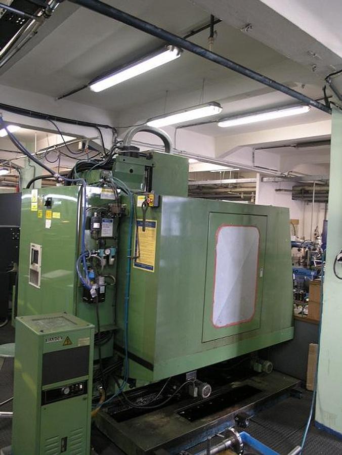 Gebraucht HURCO BMC 30