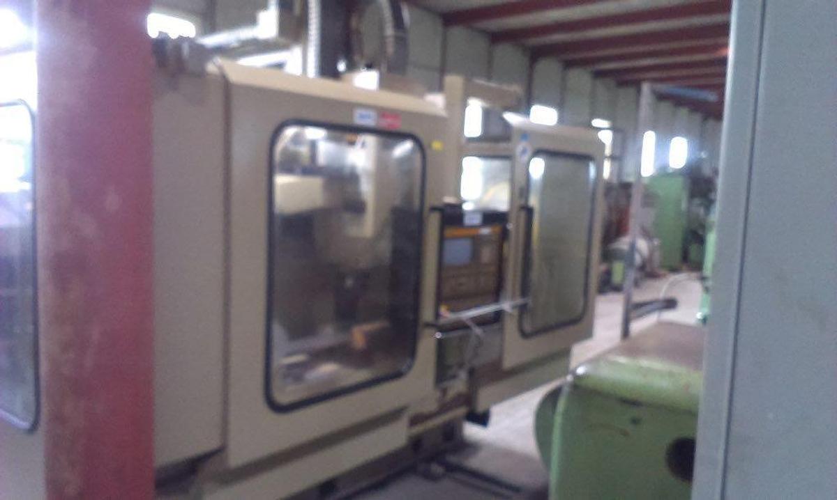 Gebraucht PRVOMAJSKA MCV 32/40 CNC