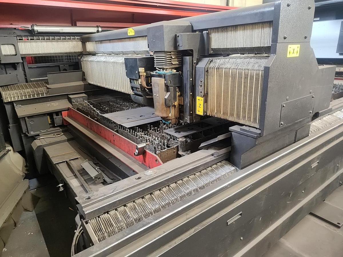 Použitý AMADA LC 3015 F1 NT