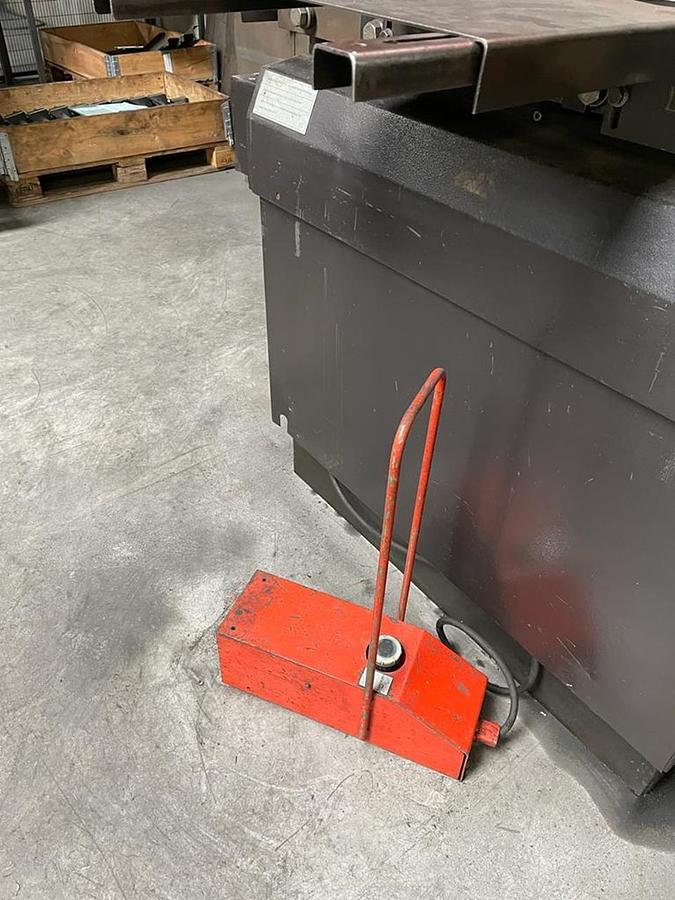 Used AMADA IT25 12
