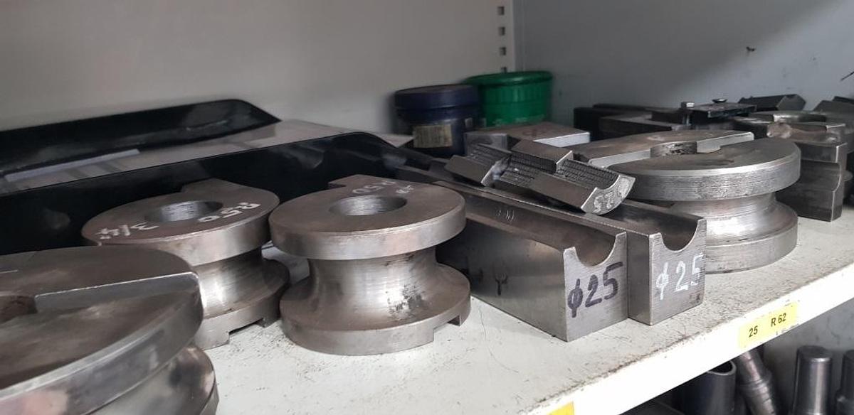 Used Unicorn ESK IB 40 Microstep CNC