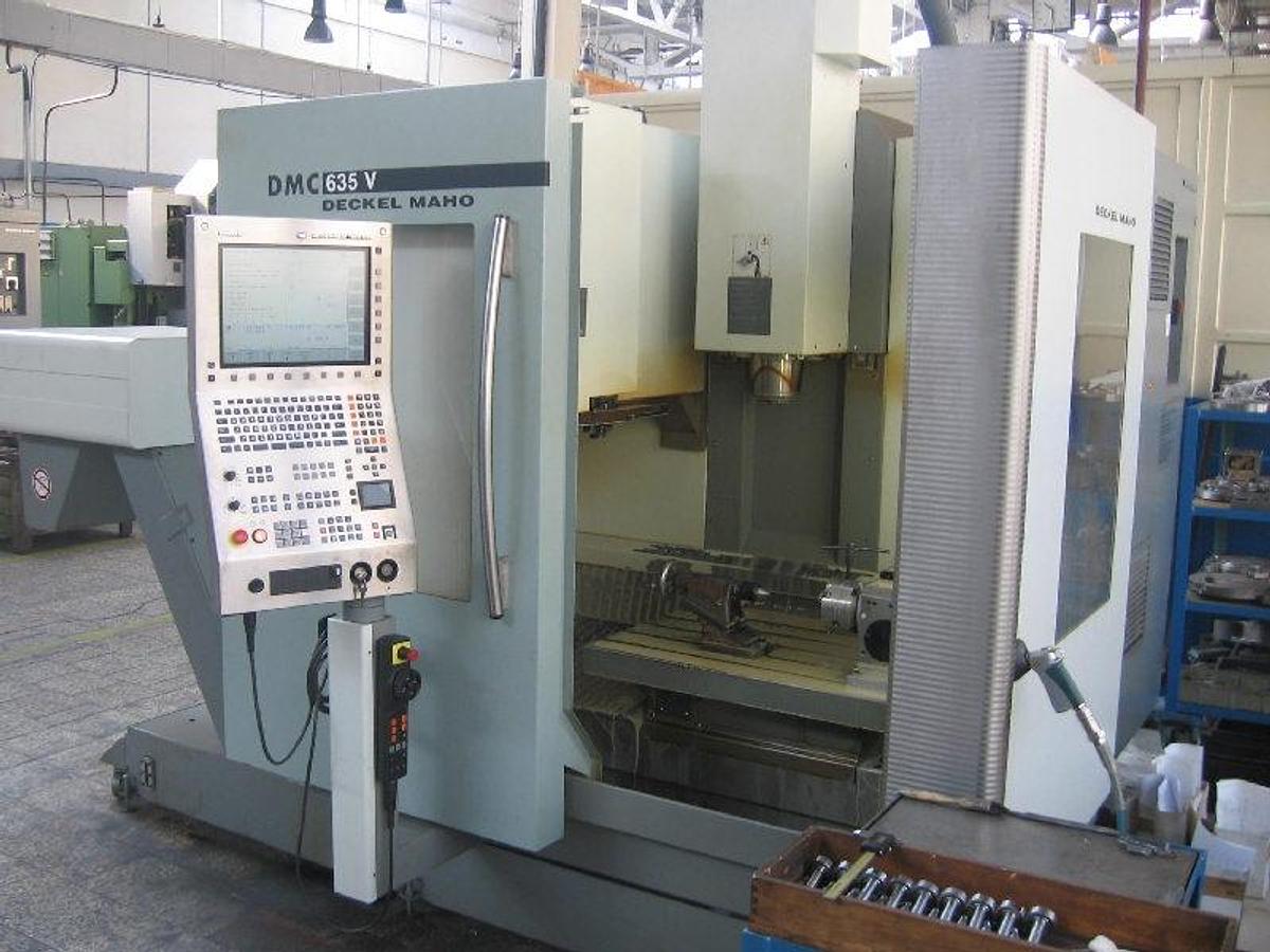 Used DECKEL MAHO DMC 635 V