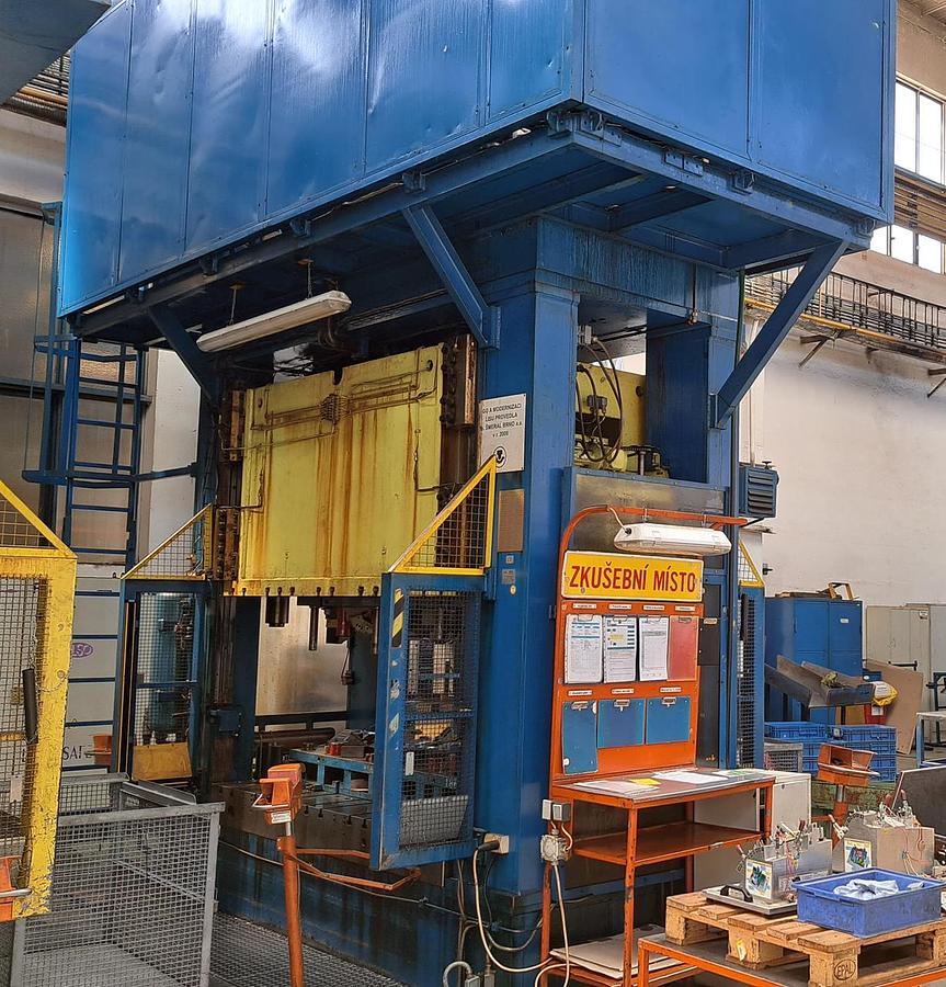 Used Loire 3000 kN