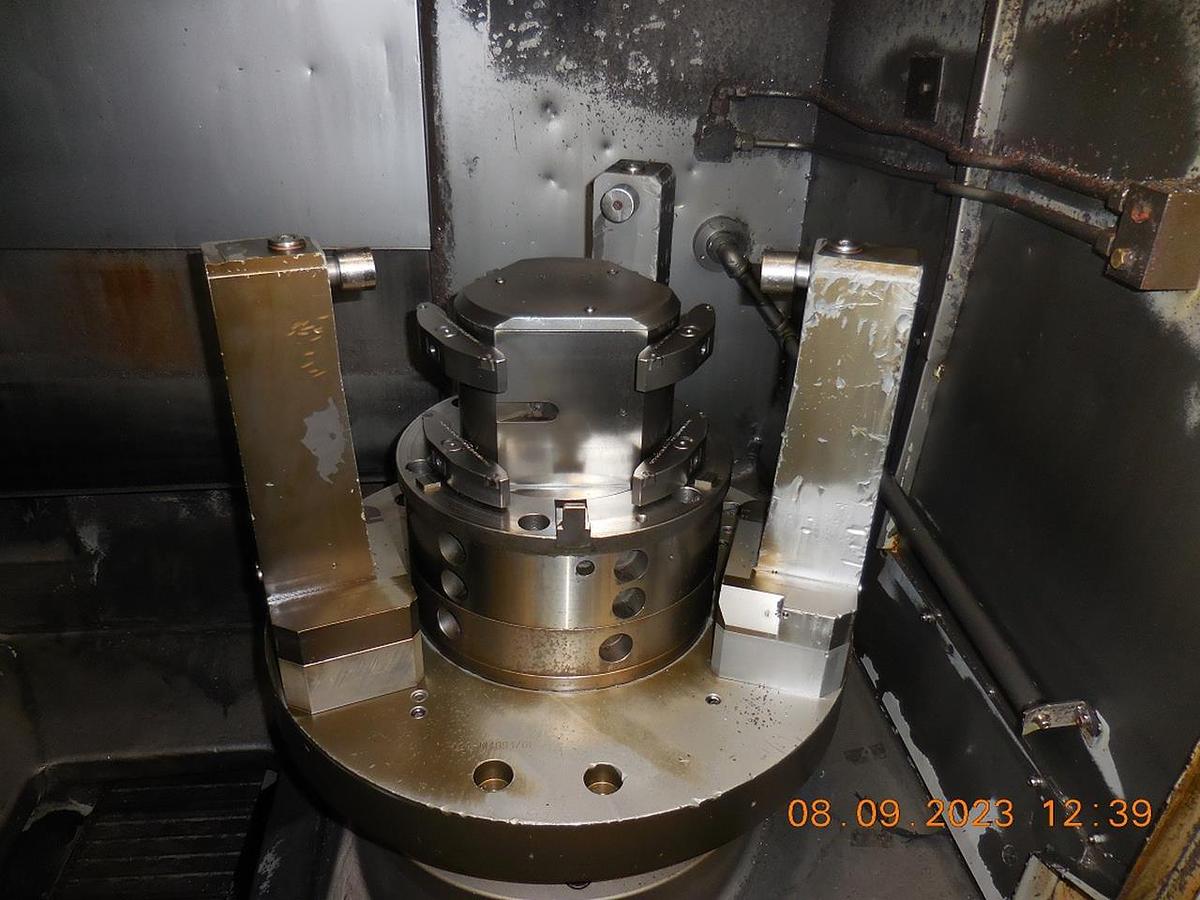 Použitý HWACHEON VT 550 CNC