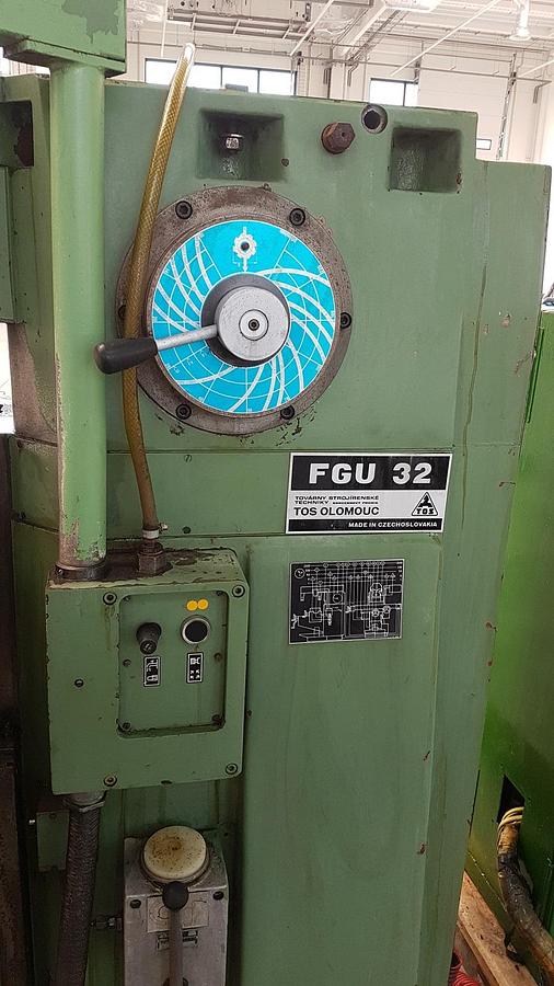 Použitý TOS FGU 32