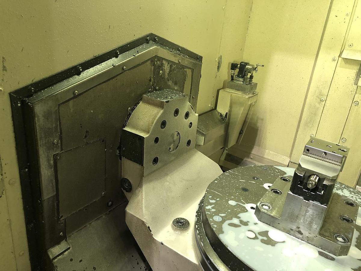 Použitý OKUMA MU-5000V-L