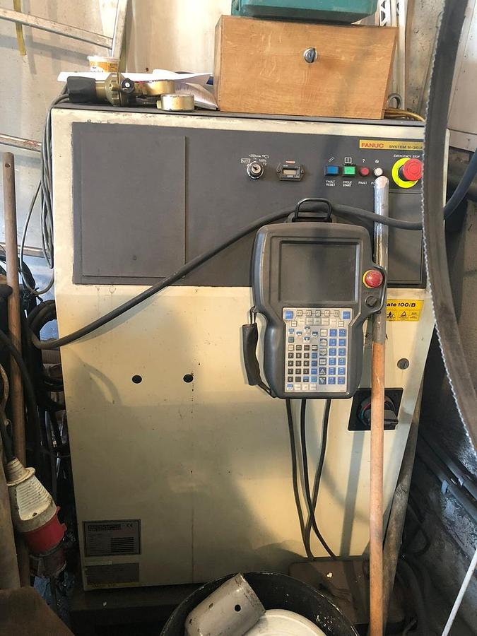 Použitý Fanuc ARC Mate 100iB