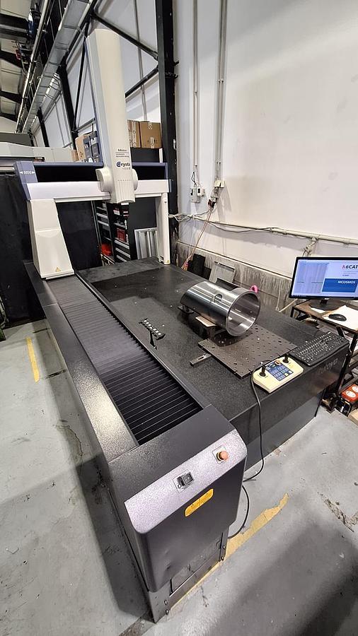 Gebraucht Mitutoyo CRYSTA APEX C9206