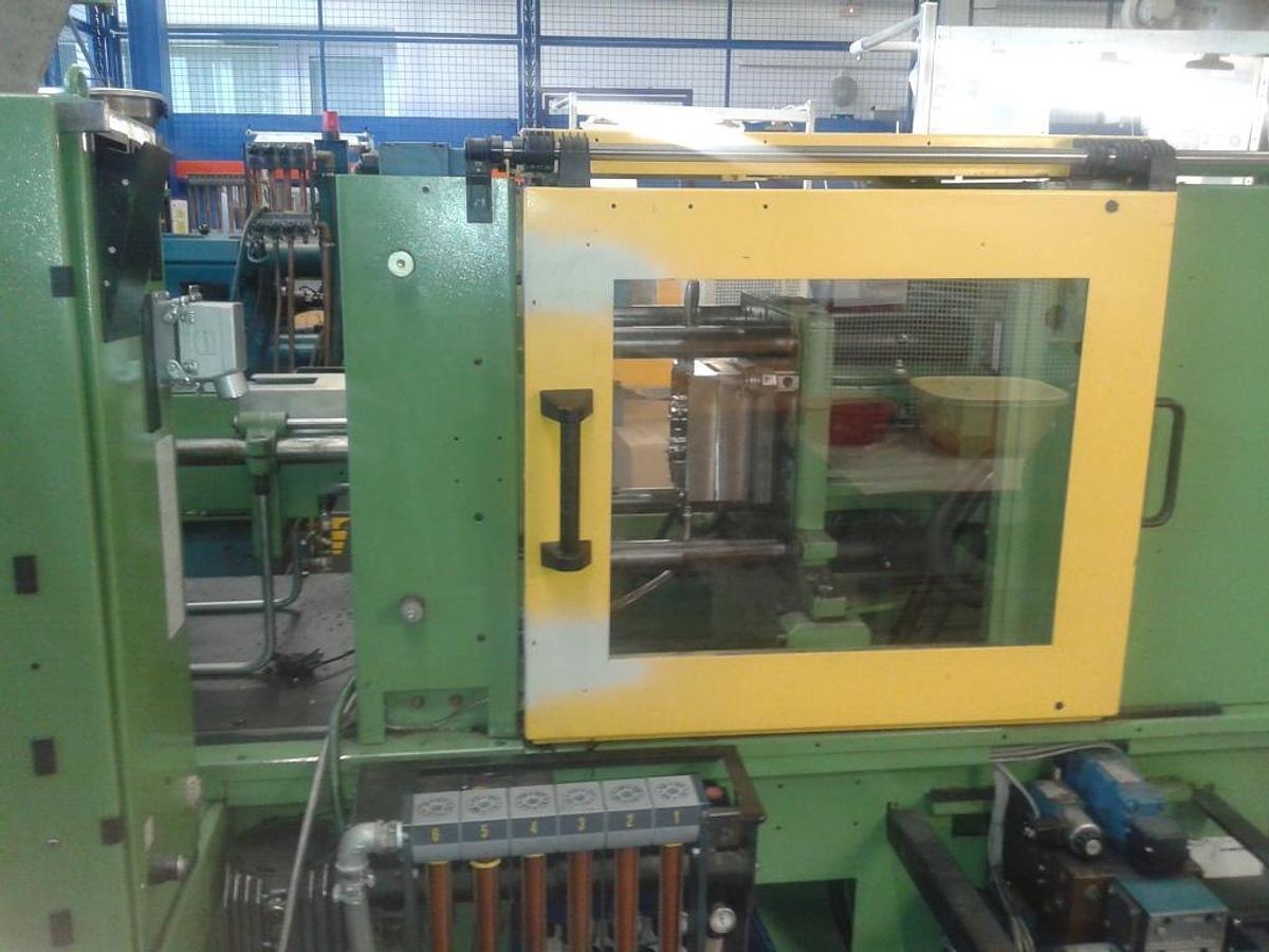 Used Arburg 270 C - 300 - 80