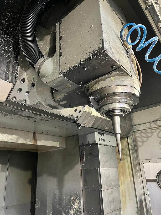 Used DECKEL MAHO DMU 200 P