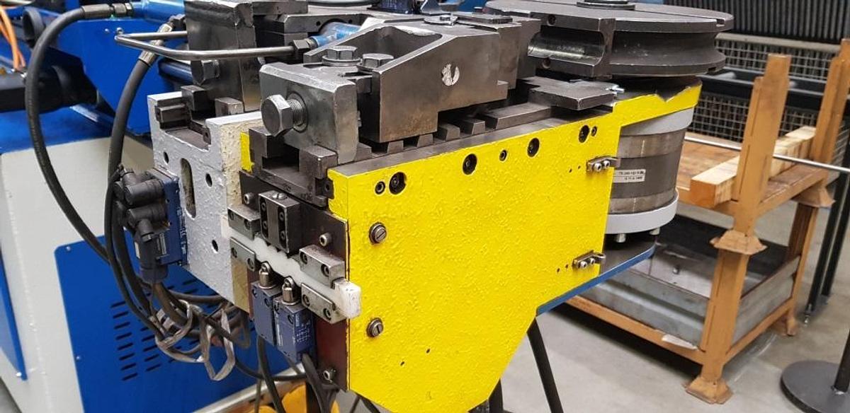 Used Unicorn ESK IB 40 Microstep CNC