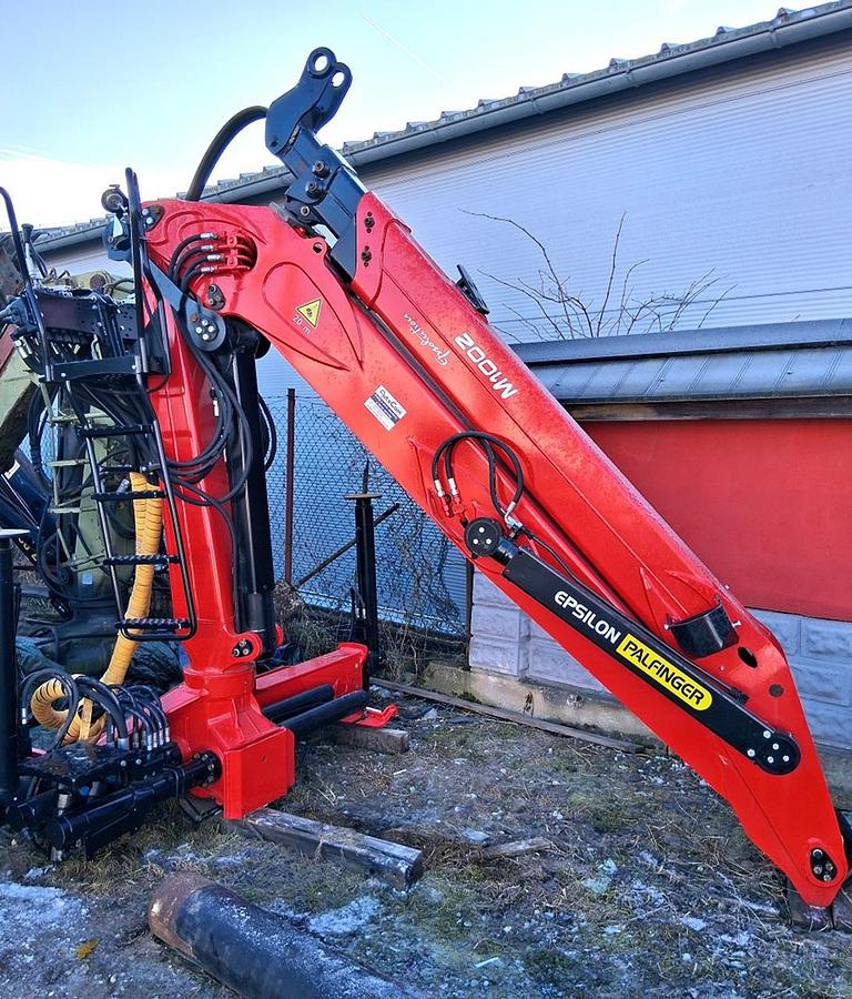 Použitý Epsilon M100Z82