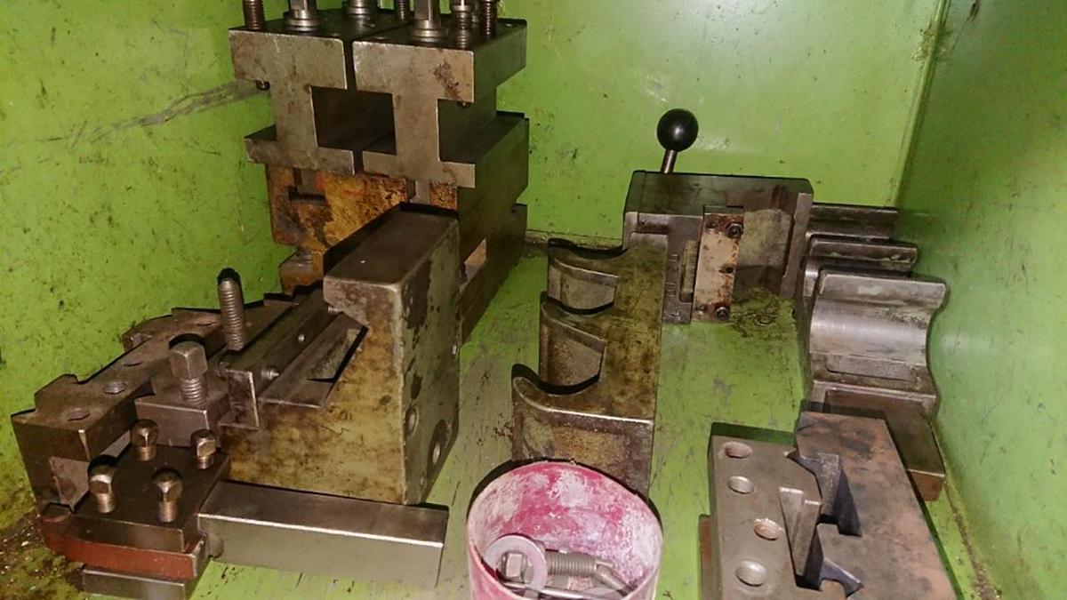 Used Merli Clovis 28