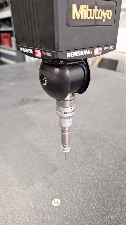 Gebraucht Mitutoyo CRYSTA APEX C9206