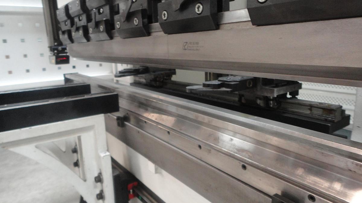 Gebraucht ERMAK CNC HAP 1270X35