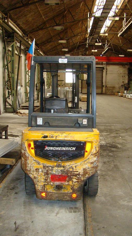 Used Jungheinrich DFG 435
