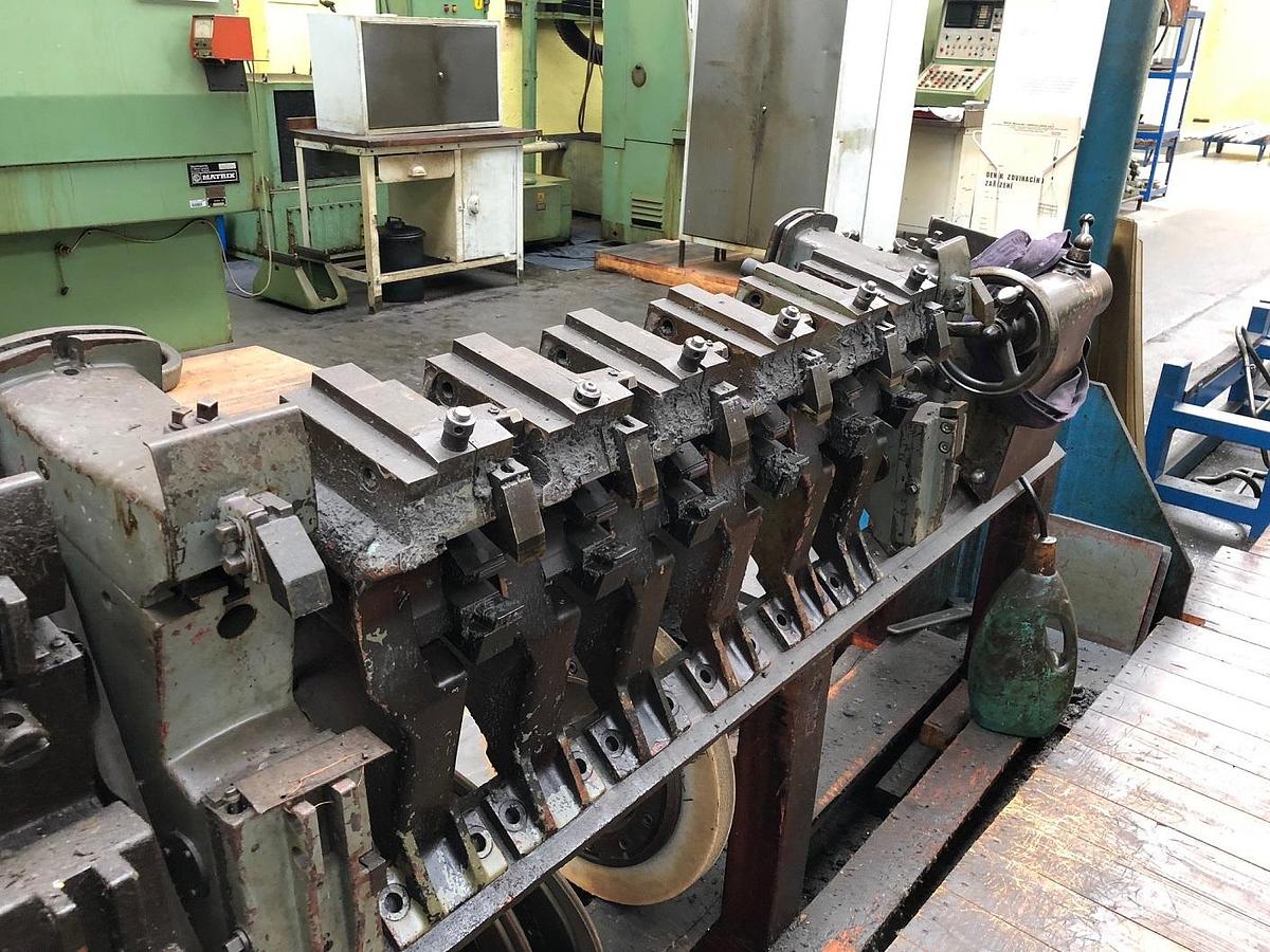 Použitý LINDNER GL4 / 4000