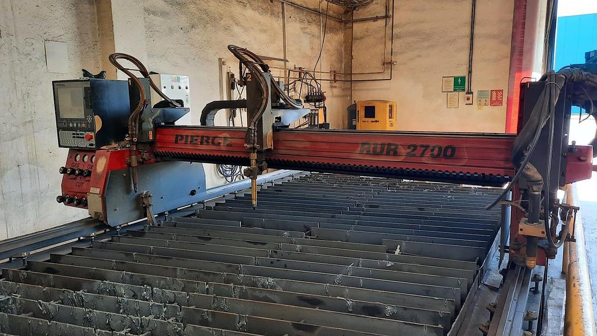 Used PIERCE RUR 2700 GP