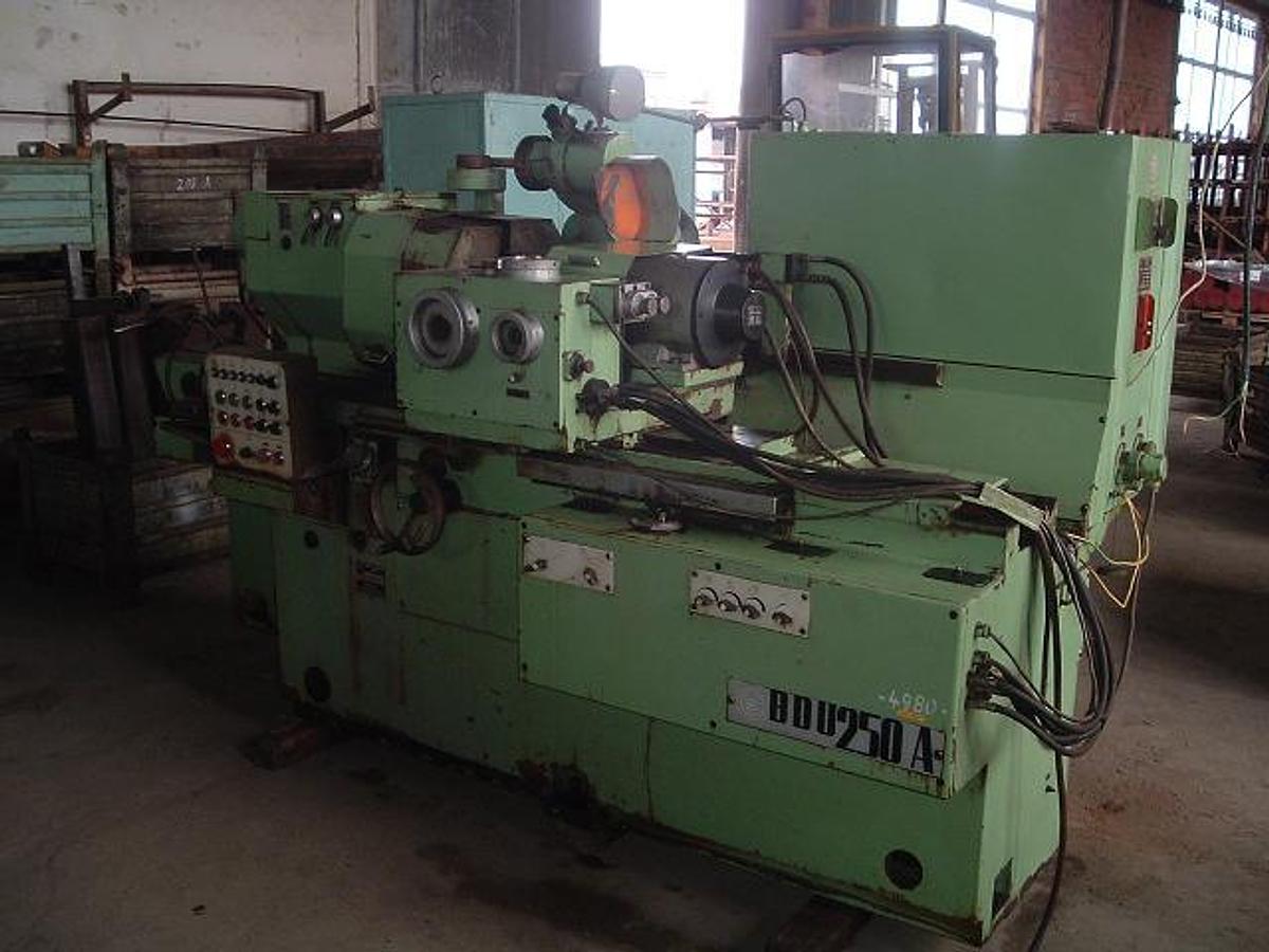 Used TOS BDU 250 A