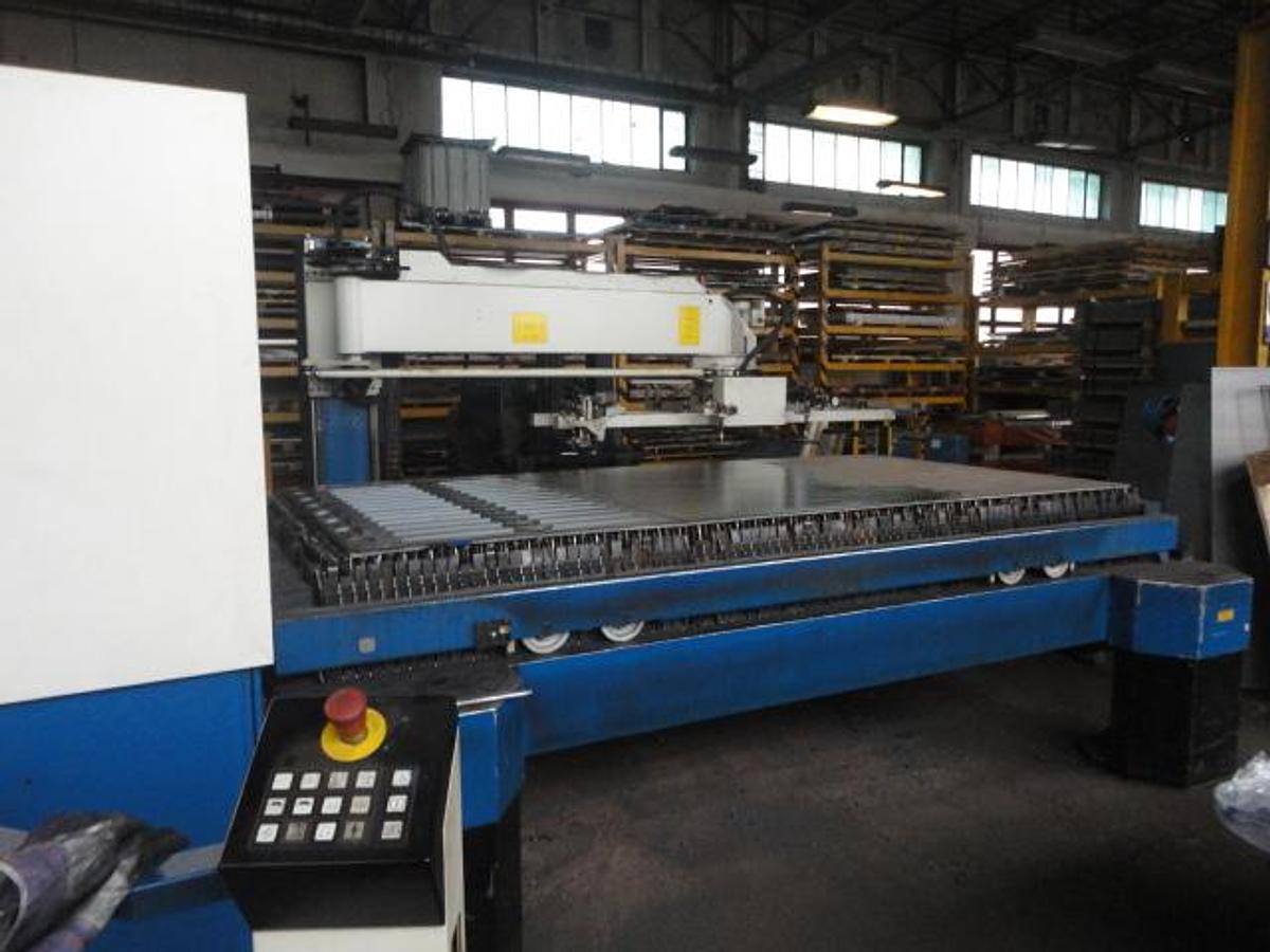 Gebraucht TRUMPF TRUMATIC L 3030