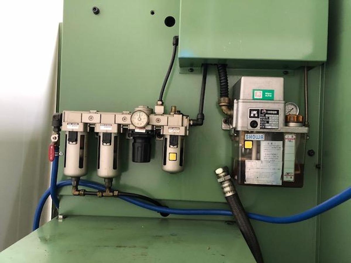 Použitý MORI SEIKI MV 40