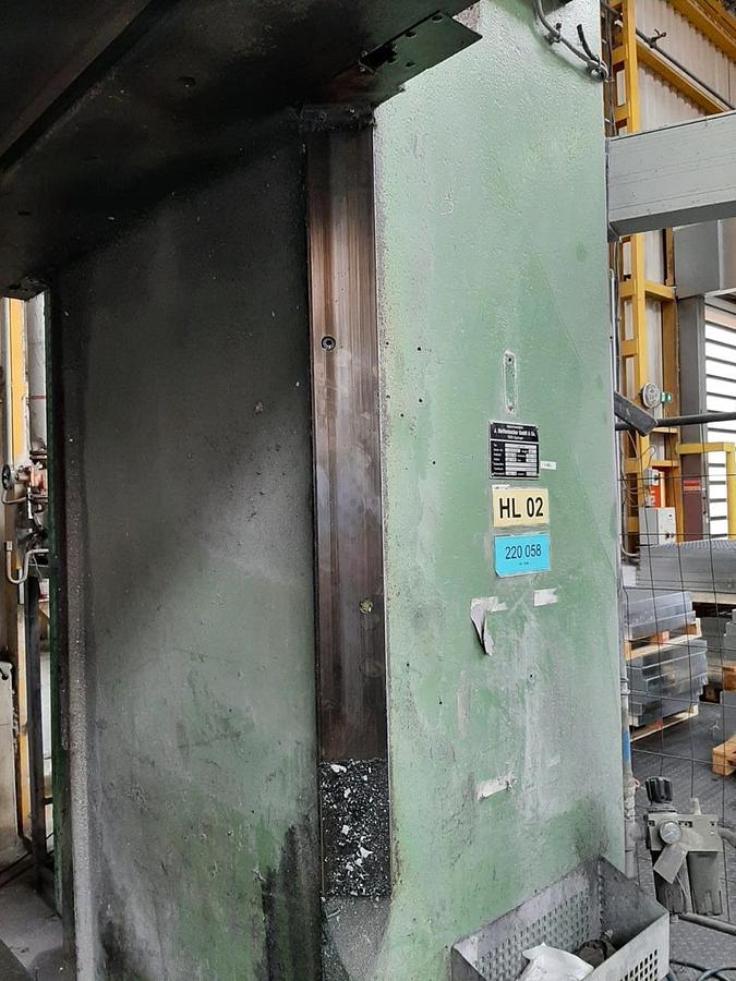 Used Dieffenbacher PHP 1000