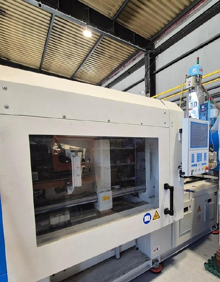 Vstřikovací lis na plasty Krauss Maffei PrecisionMolding 160-750